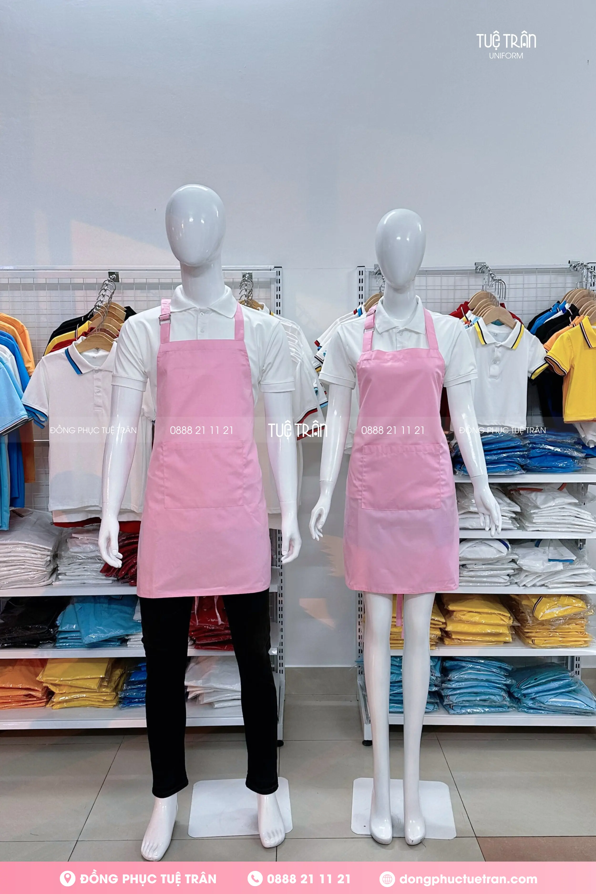 Đồng phục tạp dề yếm màu hồng phấn